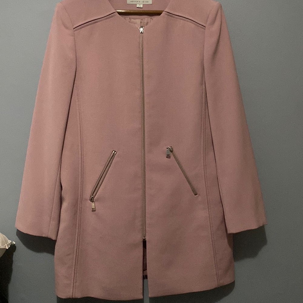 Tahari- long light coat